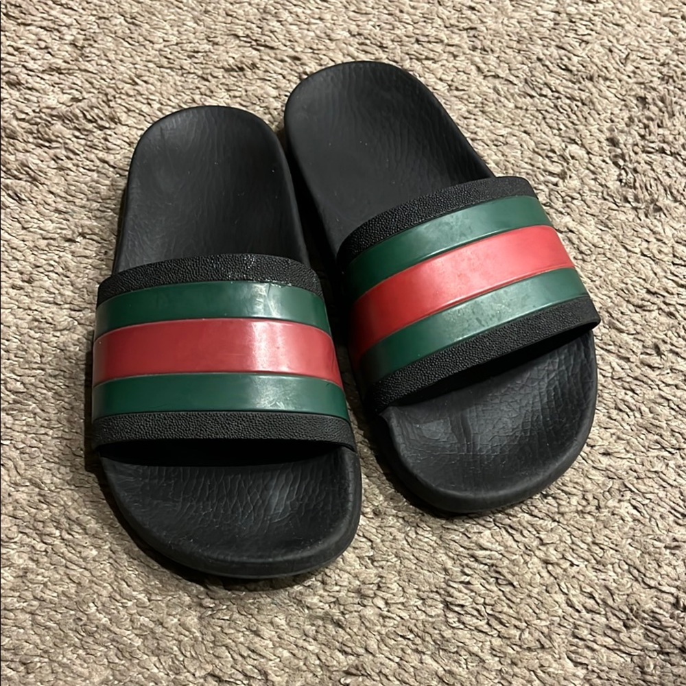 Used Gucci Black Slides with Red and Green Stripes